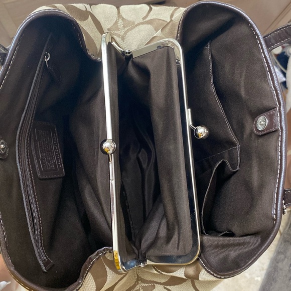 Coach Logo Pre-Owned Purse - Picture 5 of 5